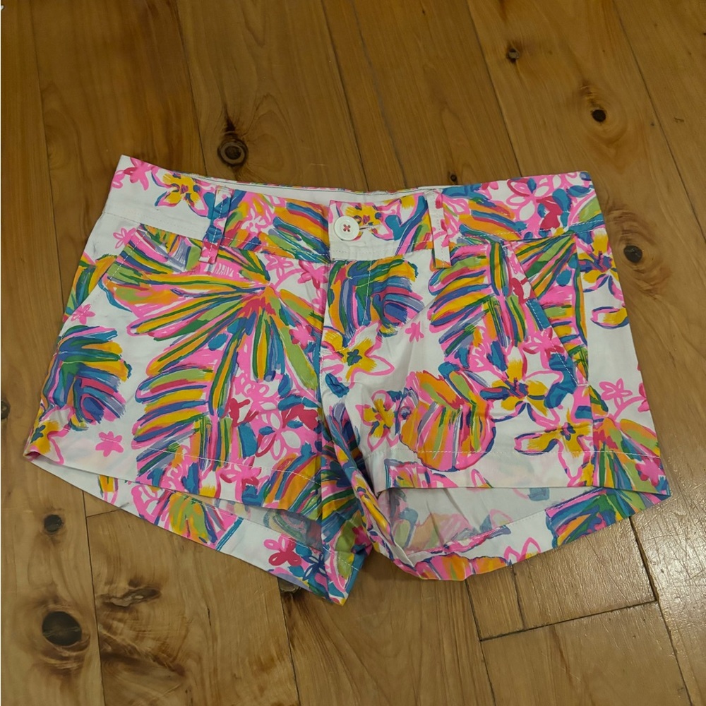 Lilly Pulitzer Walsh Shorts tropical print size 0